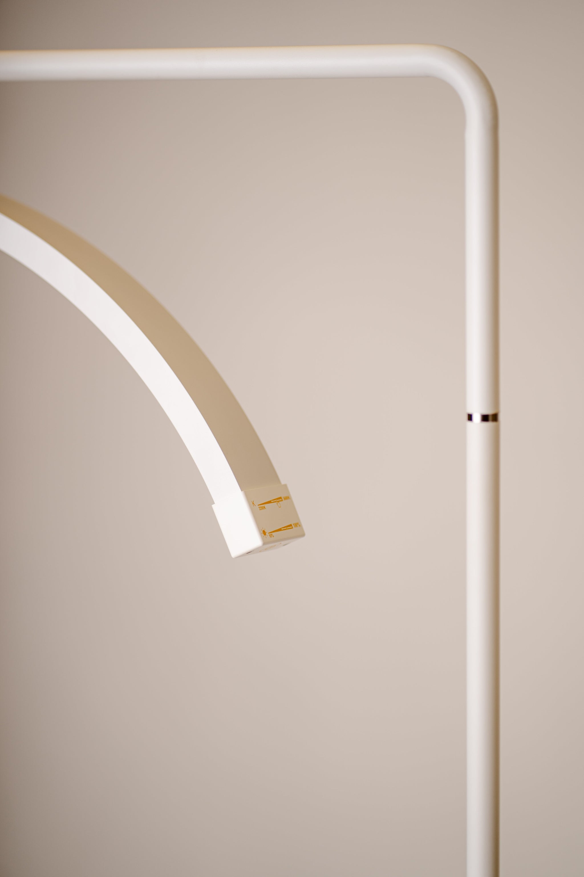 Lampe de beauté à hauteur réglable